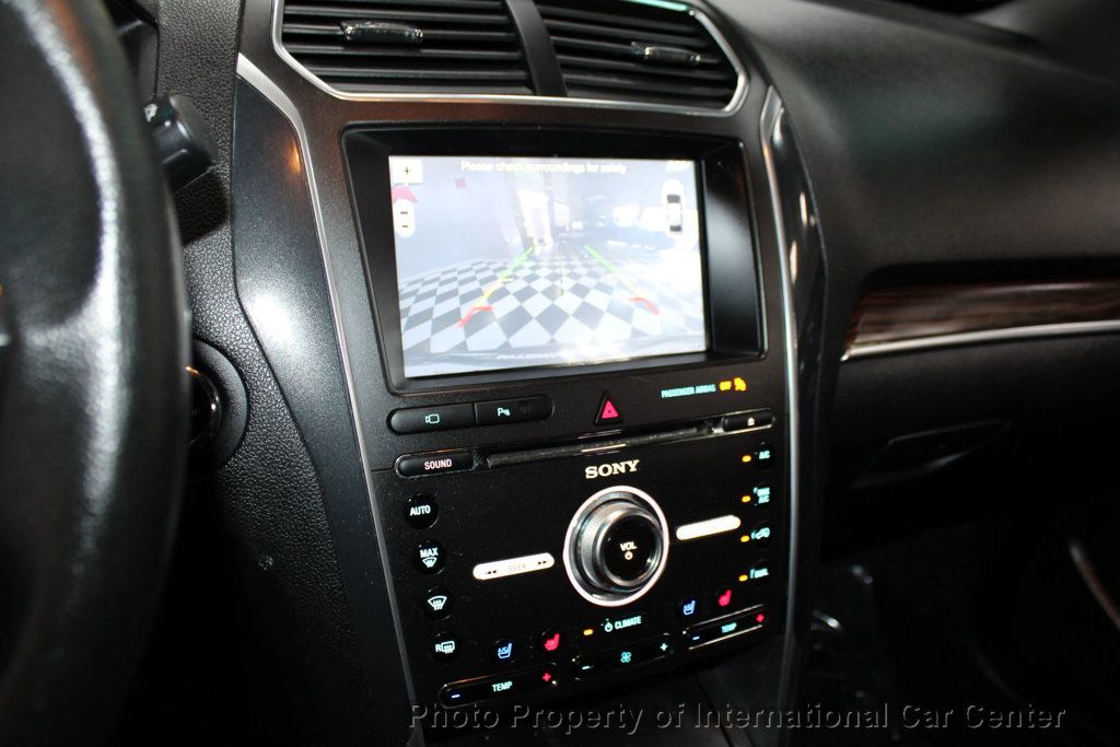 2017 Ford Explorer Limited photo 15