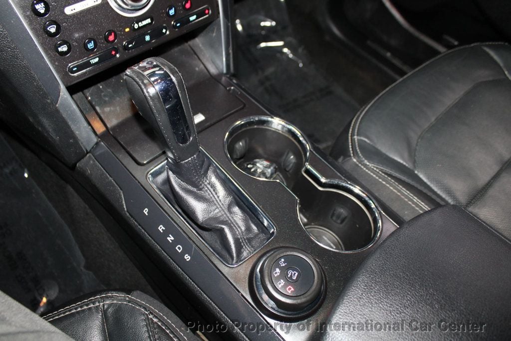 2017 Ford Explorer Limited photo 19
