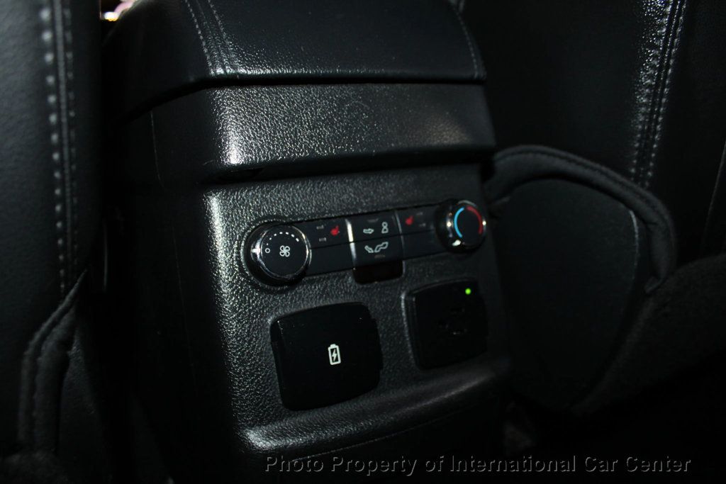 2017 Ford Explorer Limited photo 23