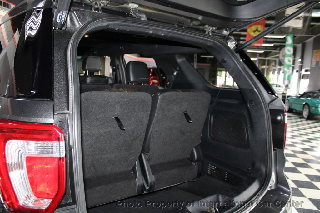 2017 Ford Explorer Limited photo 25
