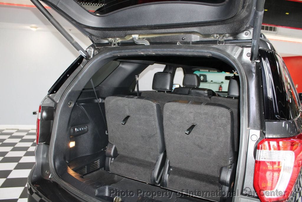 2017 Ford Explorer Limited photo 27