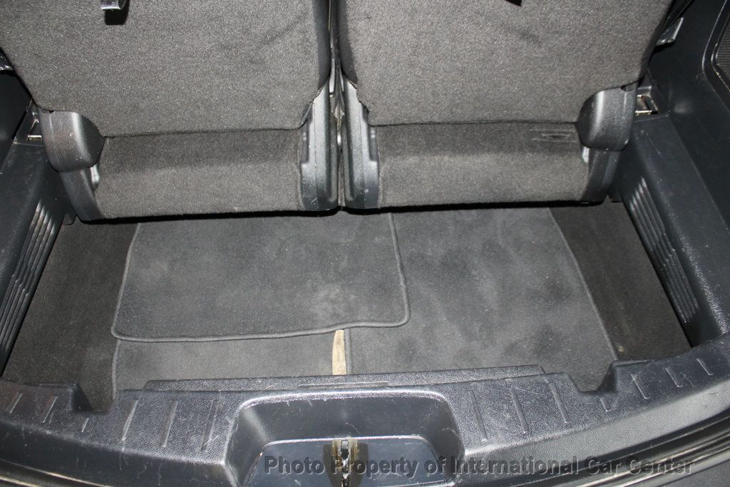 2017 Ford Explorer Limited photo 28