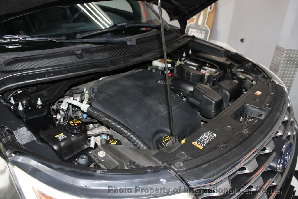 2017 Ford Explorer Limited photo 38