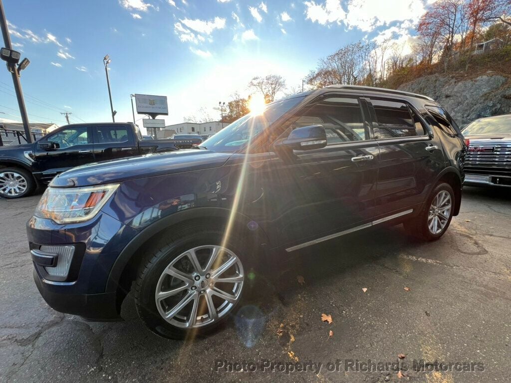 2017 Ford Explorer Limited 4WD - 22660927 - 5