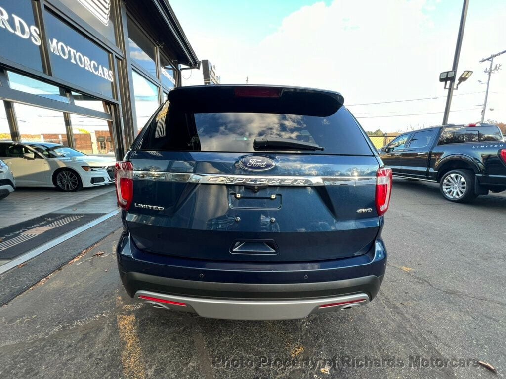 2017 Ford Explorer Limited 4WD - 22660927 - 7