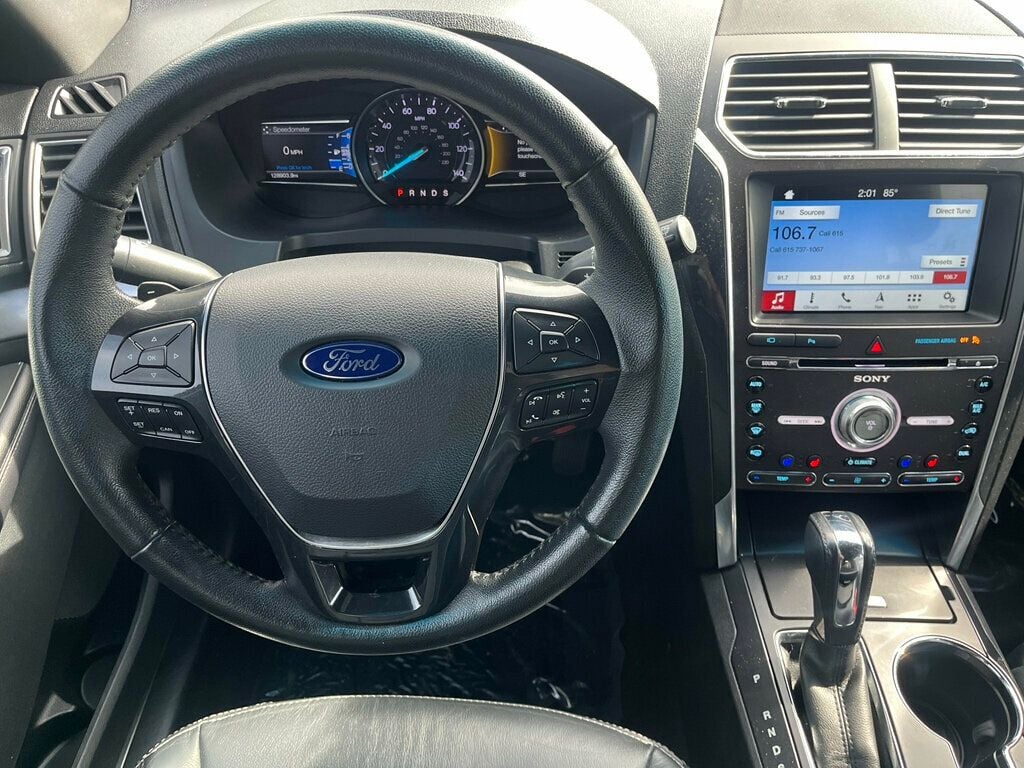 2017 Ford Explorer Limited FWD - 22933385 - 12