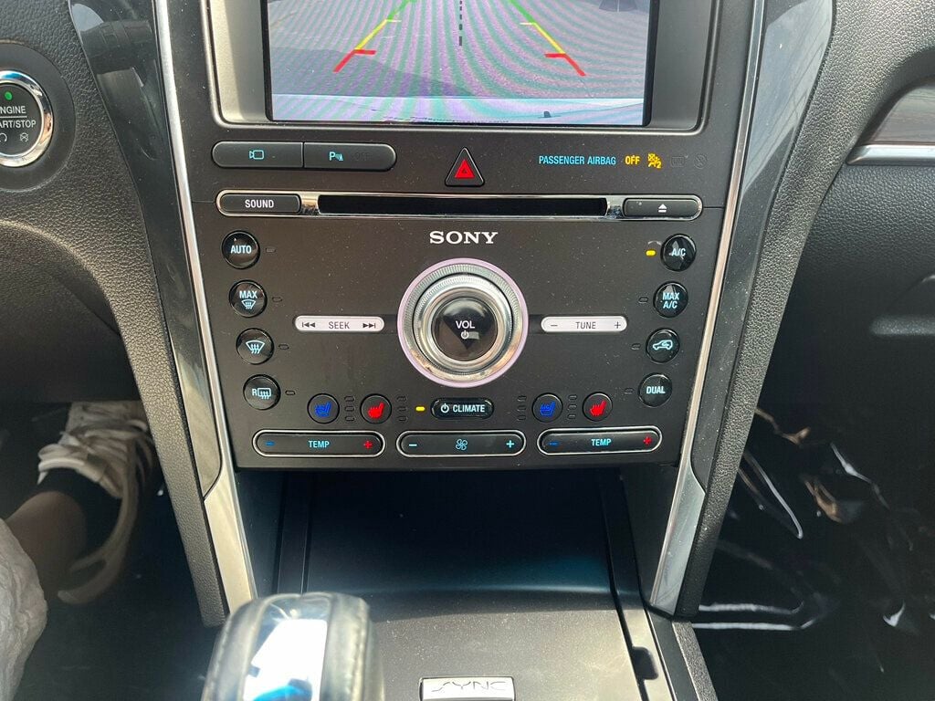2017 Ford Explorer Limited FWD - 22933385 - 21