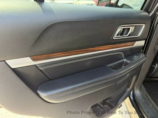 2017 Ford Explorer Limited FWD - 23036527 - 21