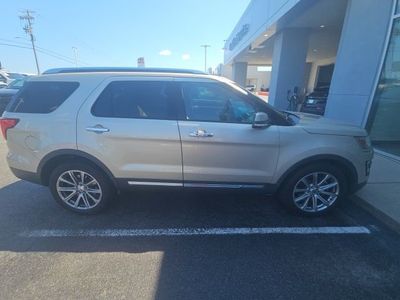 2017 Ford Explorer - 1FM5K7F88HGB49423