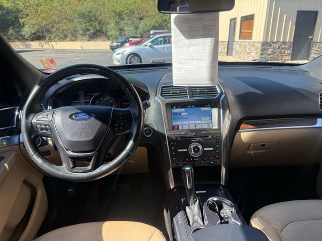 2017 Ford Explorer Limited FWD - 22887273 - 19