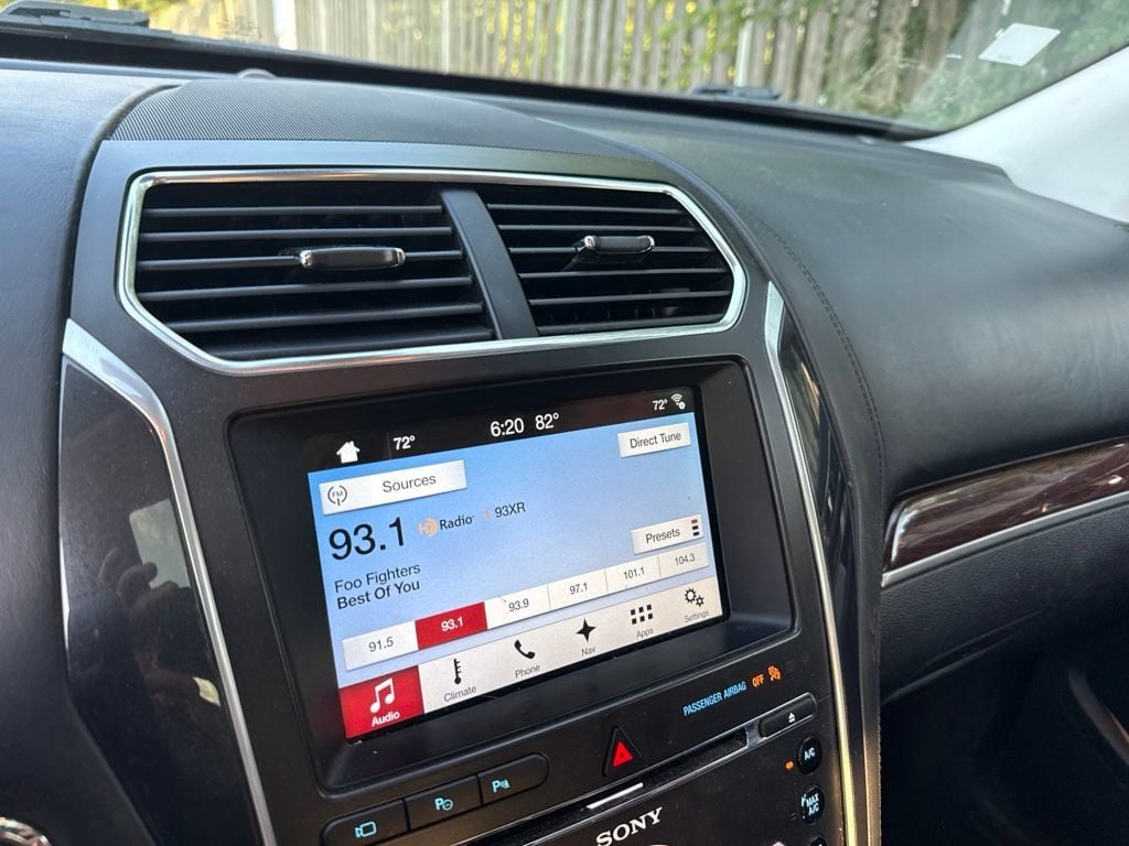 2017 Ford Explorer Platinum 4WD - 23072267 - 12