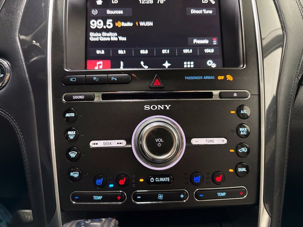 2017 Ford Explorer Platinum 4WD - 23072267 - 17