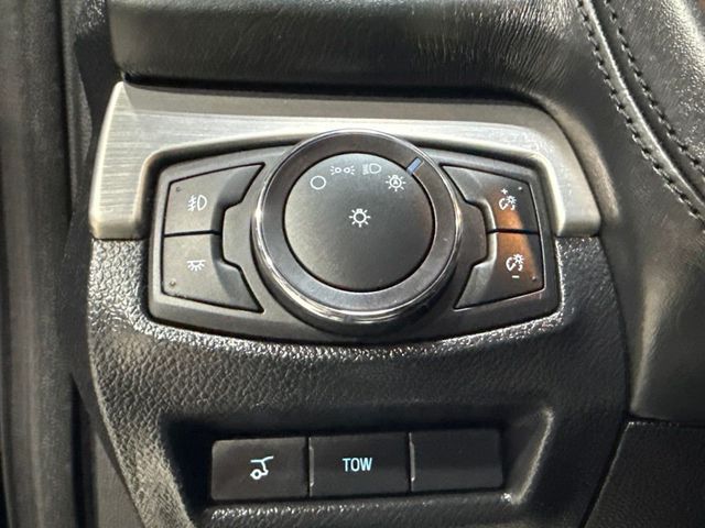 2017 Ford Explorer Platinum 4WD - 23072267 - 22