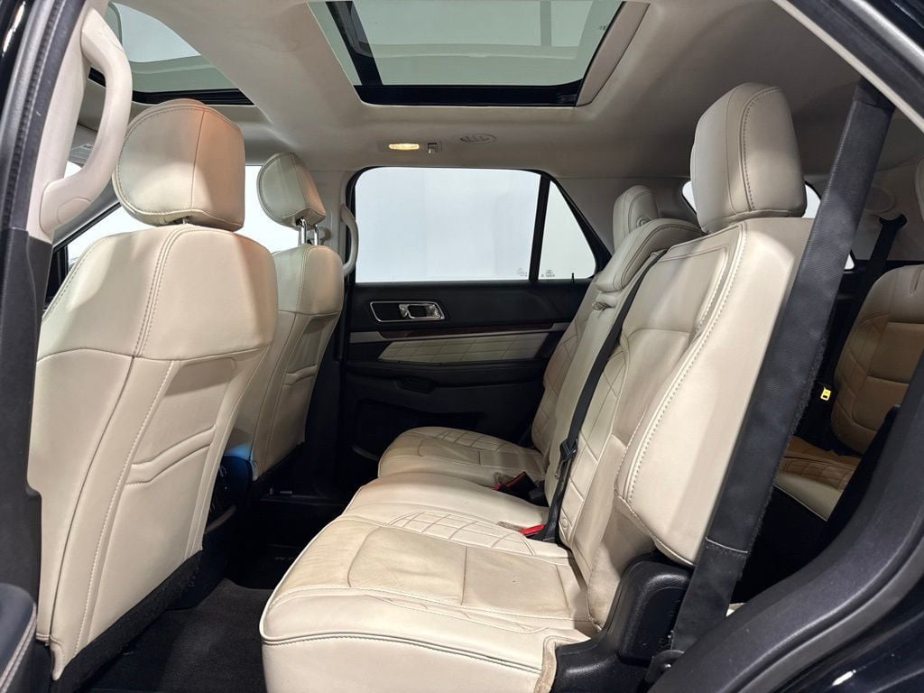 2017 Ford Explorer Platinum 4WD - 23072267 - 24