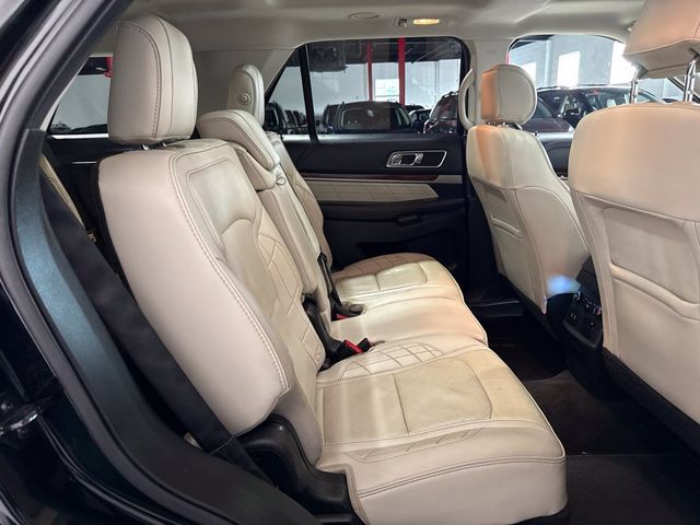 2017 Ford Explorer Platinum 4WD - 23072267 - 28