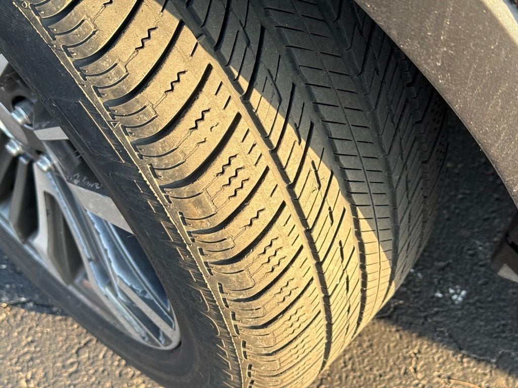 2017 Ford Explorer Platinum 4WD - 23072267 - 2