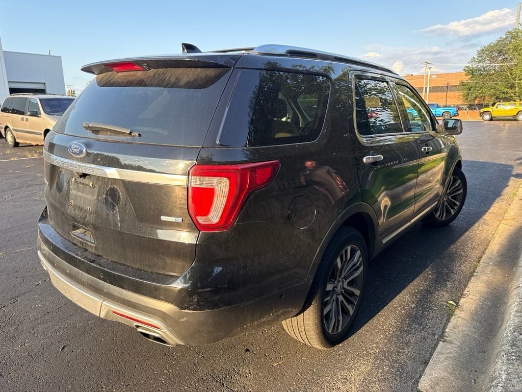 2017 Ford Explorer Platinum 4WD - 23072267 - 5