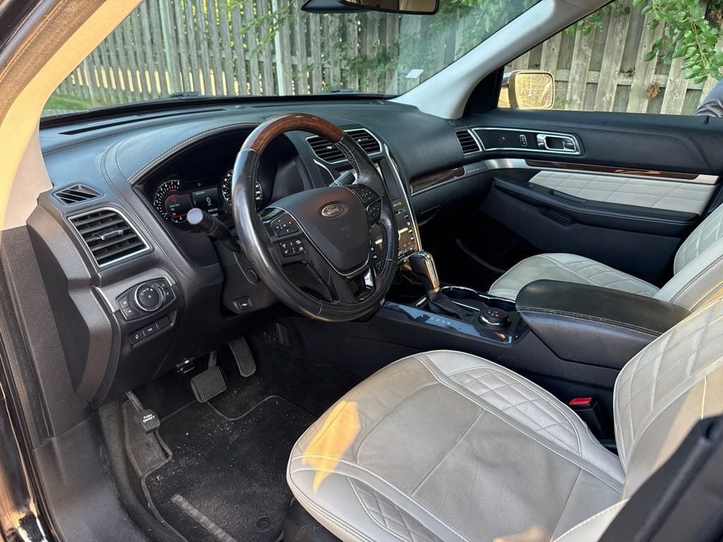 2017 Ford Explorer Platinum 4WD - 23072267 - 6