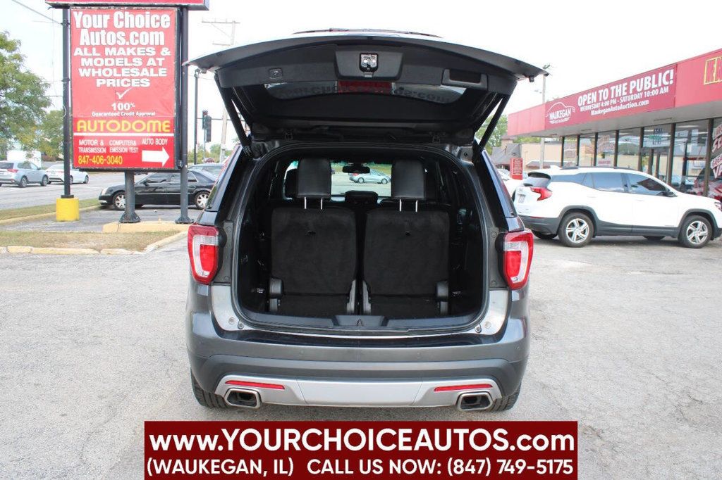 2017 Ford Explorer Platinum 4WD - 22914814 - 9