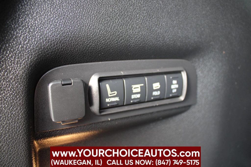 2017 Ford Explorer Platinum 4WD - 22914814 - 11