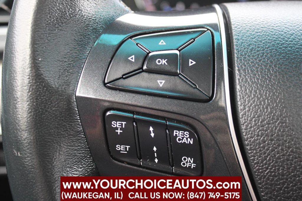 2017 Ford Explorer Platinum 4WD - 22914814 - 29