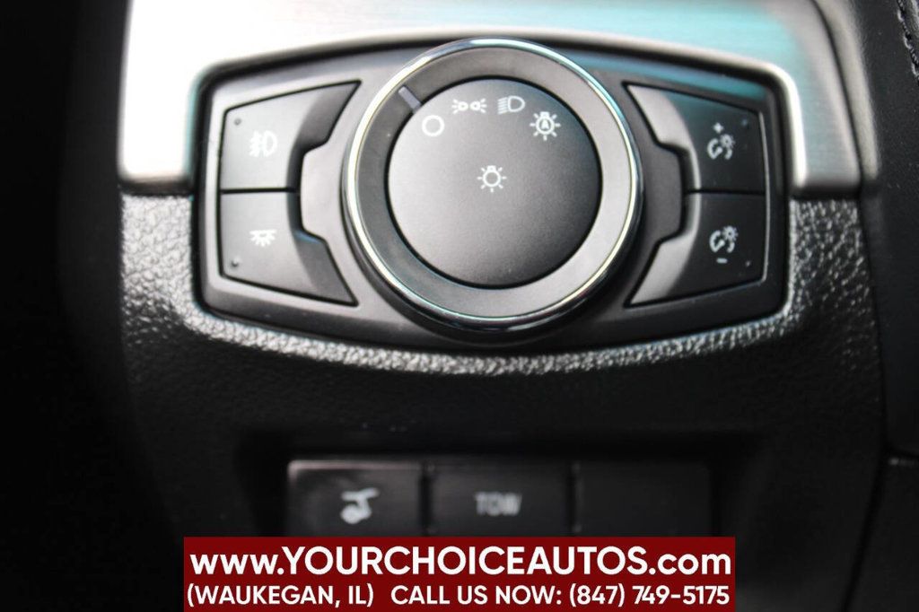 2017 Ford Explorer Platinum 4WD - 22914814 - 34