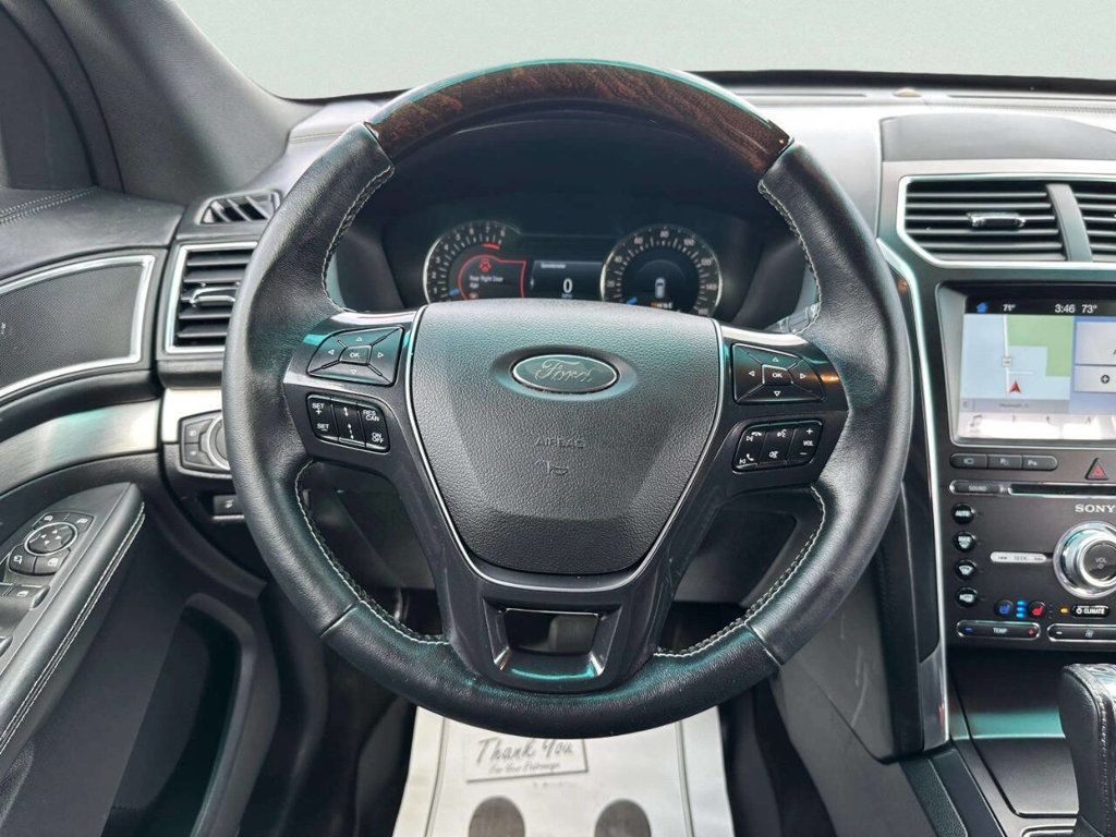 2017 Ford Explorer Platinum 4WD - 23051496 - 23