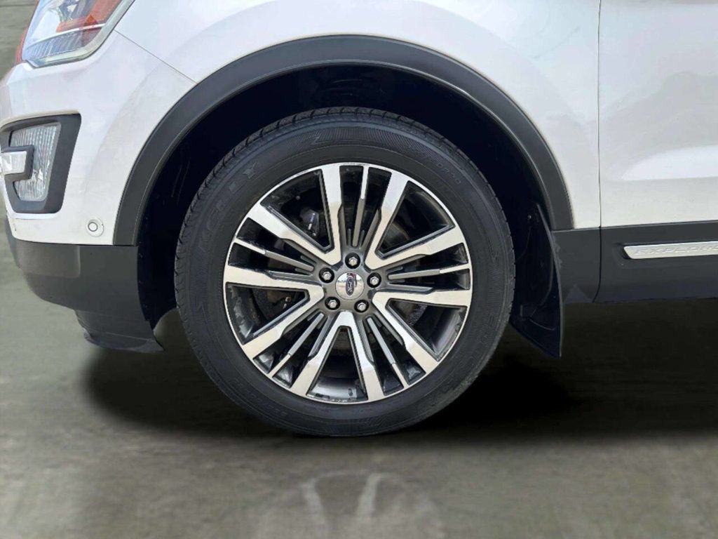 2017 Ford Explorer Platinum 4WD - 23051496 - 41