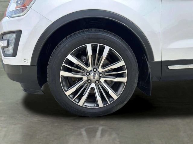 2017 Ford Explorer Platinum 4WD - 23051496 - 41