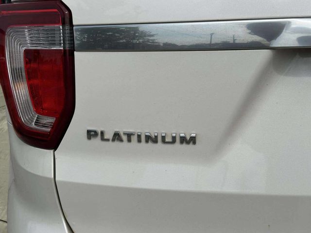 2017 Ford Explorer Platinum 4WD - 23051496 - 42