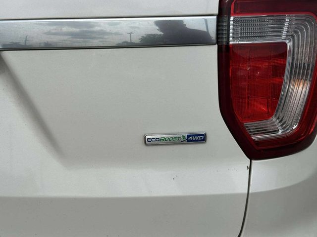 2017 Ford Explorer Platinum 4WD - 23051496 - 43