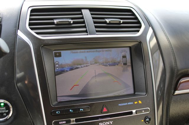 2017 Ford Explorer Platinum 4WD - 22969347 - 13