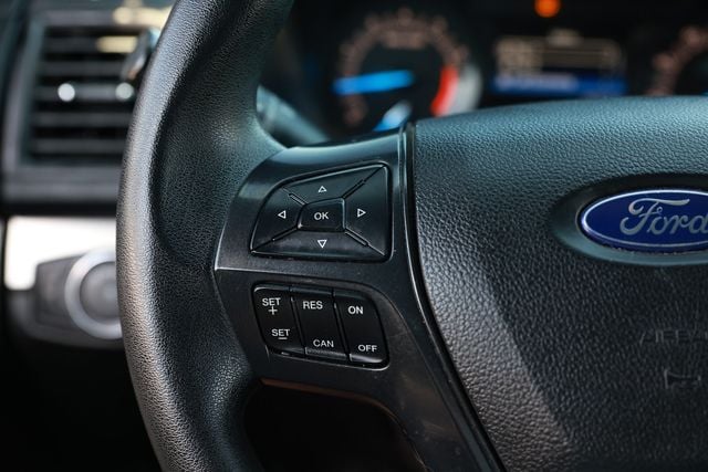 2017 Ford Explorer Police Interceptor Utility - 23013606 - 28
