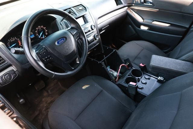 2017 Ford Explorer Police Interceptor Utility - 23013606 - 5