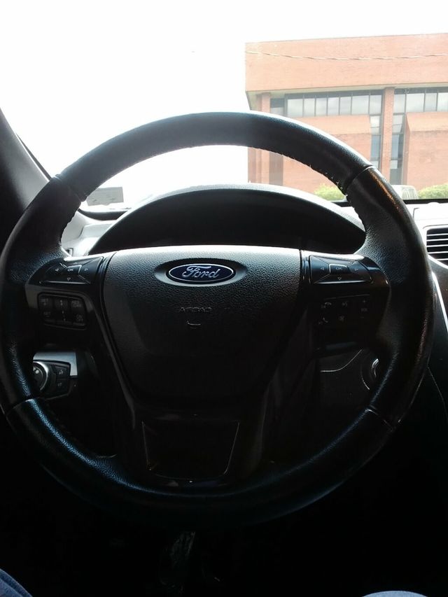 2017 Ford Explorer Sport 4WD - 23002717 - 16