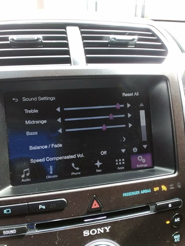 2017 Ford Explorer Sport 4WD - 23002717 - 25