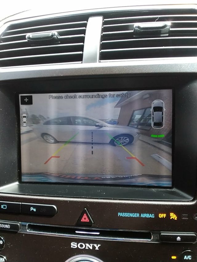 2017 Ford Explorer Sport 4WD - 23002717 - 29