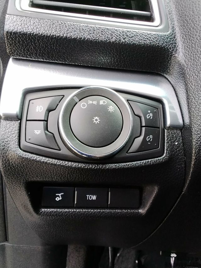 2017 Ford Explorer Sport 4WD - 23002717 - 32