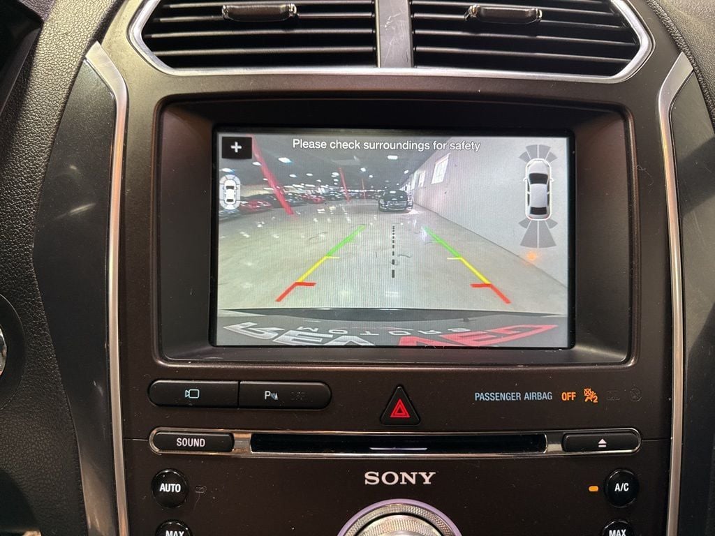 2017 Ford Explorer Sport 4WD - 23013279 - 18