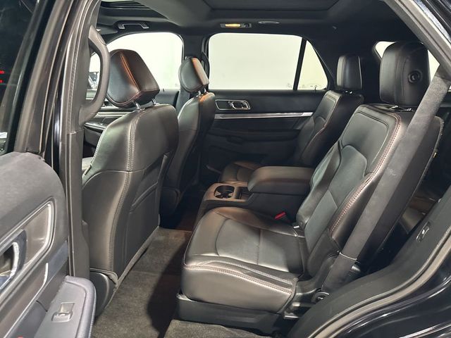 2017 Ford Explorer Sport 4WD - 23013279 - 31