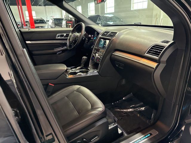 2017 Ford Explorer Sport 4WD - 23013279 - 46