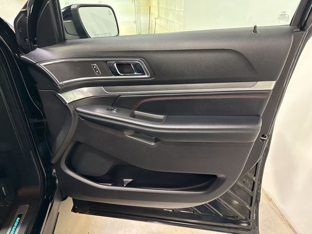 2017 Ford Explorer Sport 4WD - 23013279 - 50