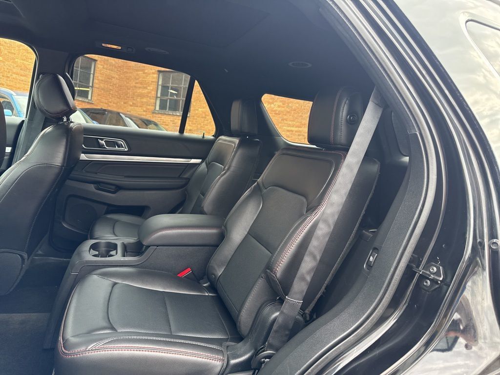 2017 Ford Explorer Sport 4WD - 23013279 - 7