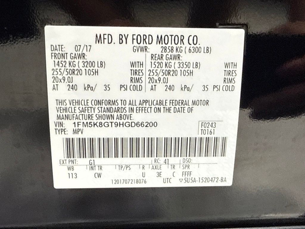 2017 Ford Explorer Sport 4WD - 23065517 - 28