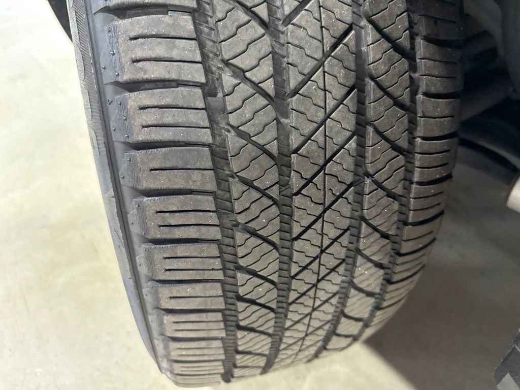 2017 Ford Explorer Sport 4WD - 23065517 - 2