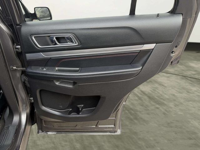 2017 Ford Explorer Sport 4WD - 23002117 - 27