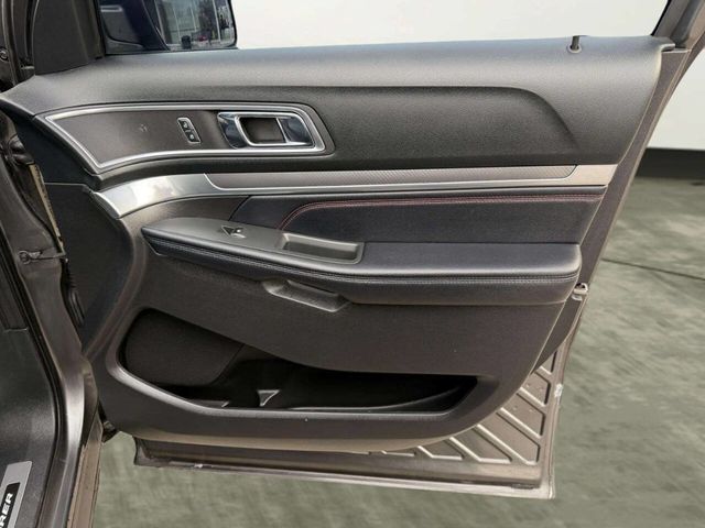 2017 Ford Explorer Sport 4WD - 23002117 - 33