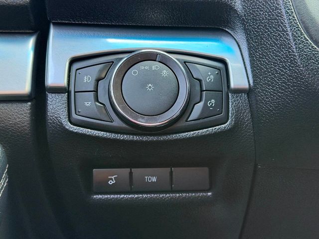 2017 Ford Explorer Sport 4WD - 23002117 - 41