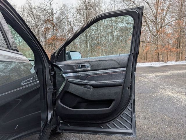 2017 Ford Explorer Sport 4WD - 22985758 - 12