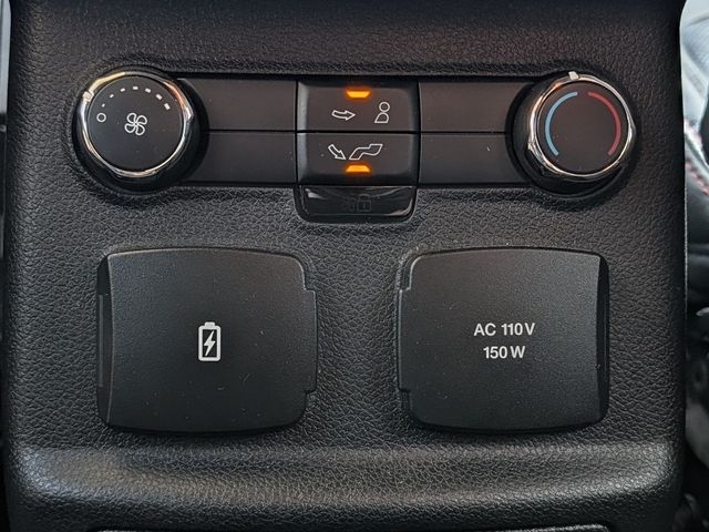 2017 Ford Explorer Sport 4WD - 22975786 - 14